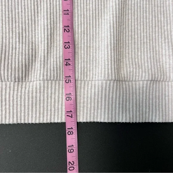 Alo Yoga Muse Hoodie Hooded Women Small Ivory Beige Crop Top Sweater Boxy Top - Picture 9 of 10